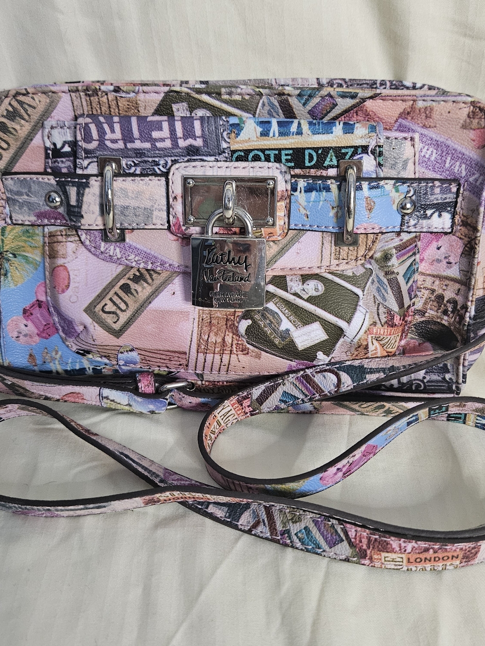 Y2K Kathy Van Zeeland Pink Multicolor Travel-Print Crossbody Purse